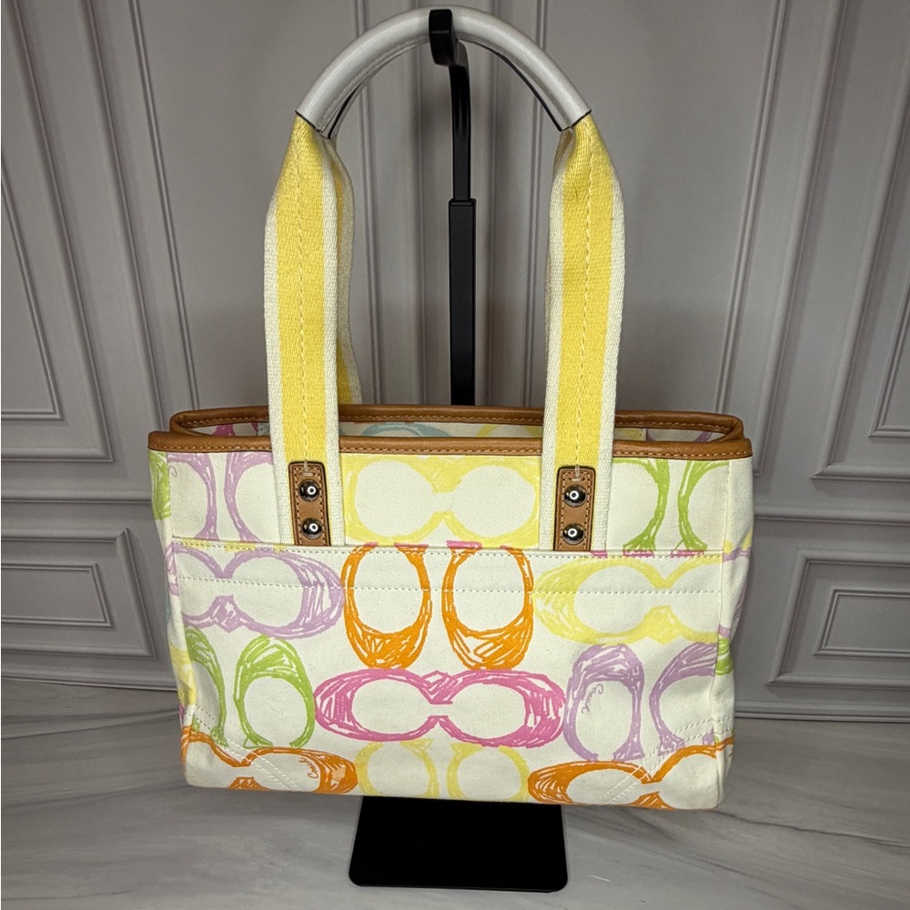 Coach Multicolor Signature Print Quilted Tote Bag | Full Inclusion - Picture 4 of 14
